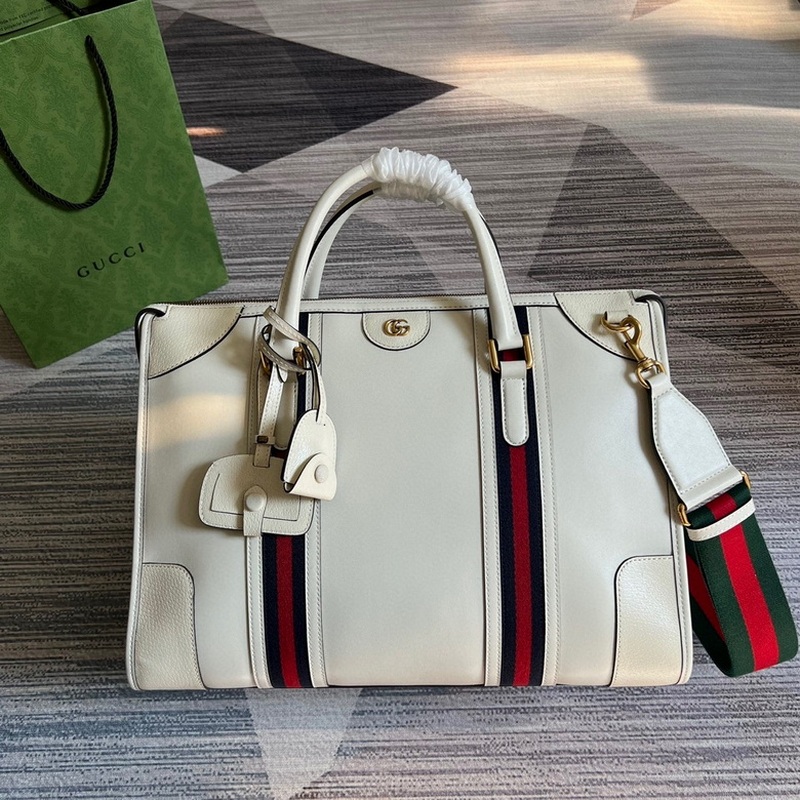 Gucci Handbags 1095